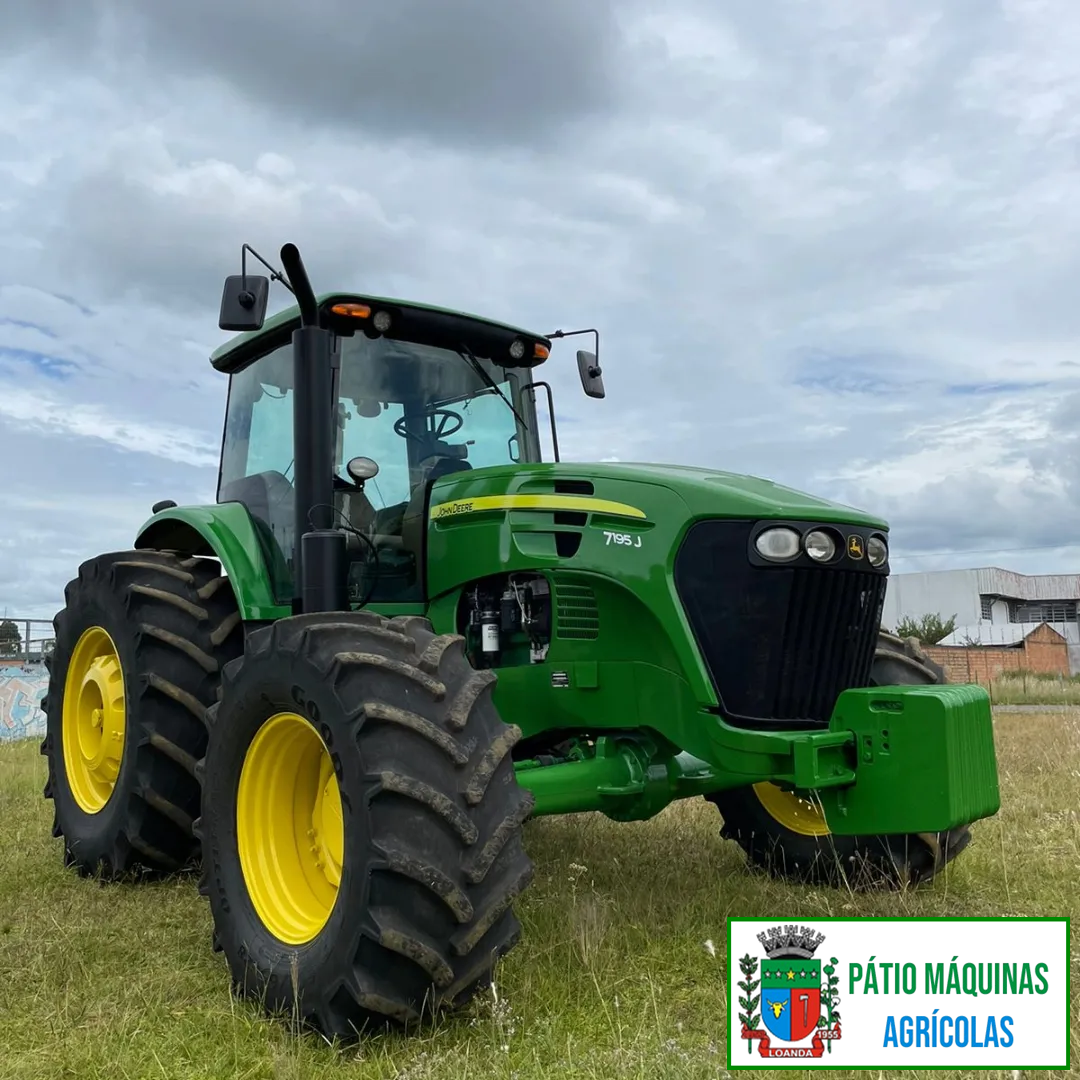 Trator Agrícola John Deere JD7195